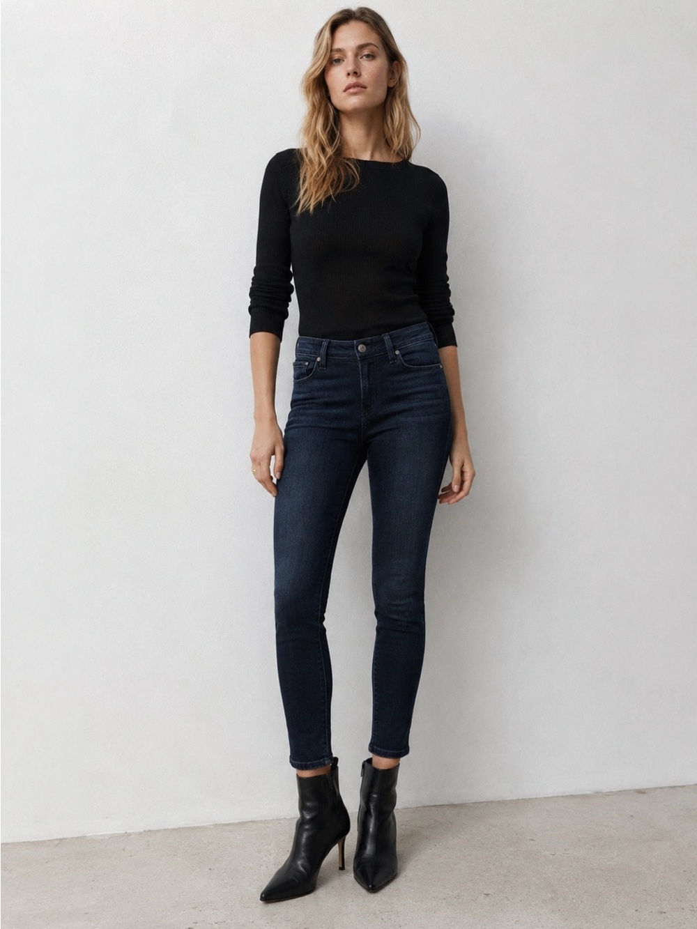 PAIGE Verdugo Ankle Dark Wash Skinny Jeans Size 27 Mid Rise Stretch Denim